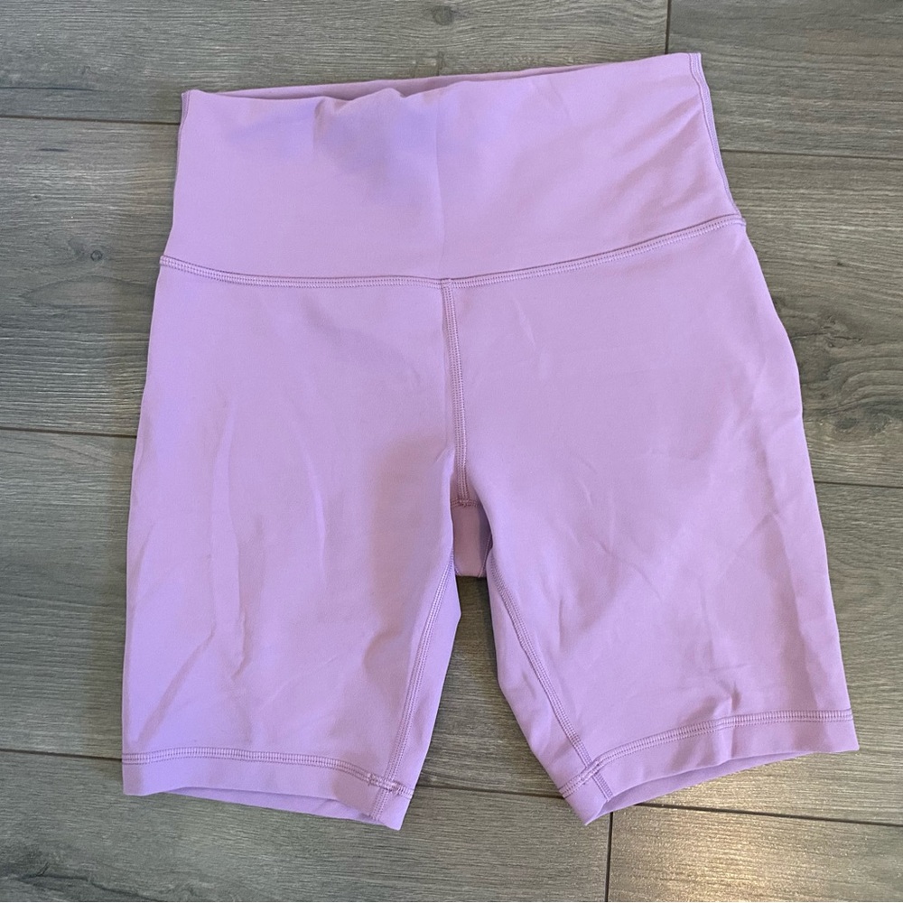 Lululemon Wunder Train High Rise Women’s 8” Shorts in Jubilee Size 8